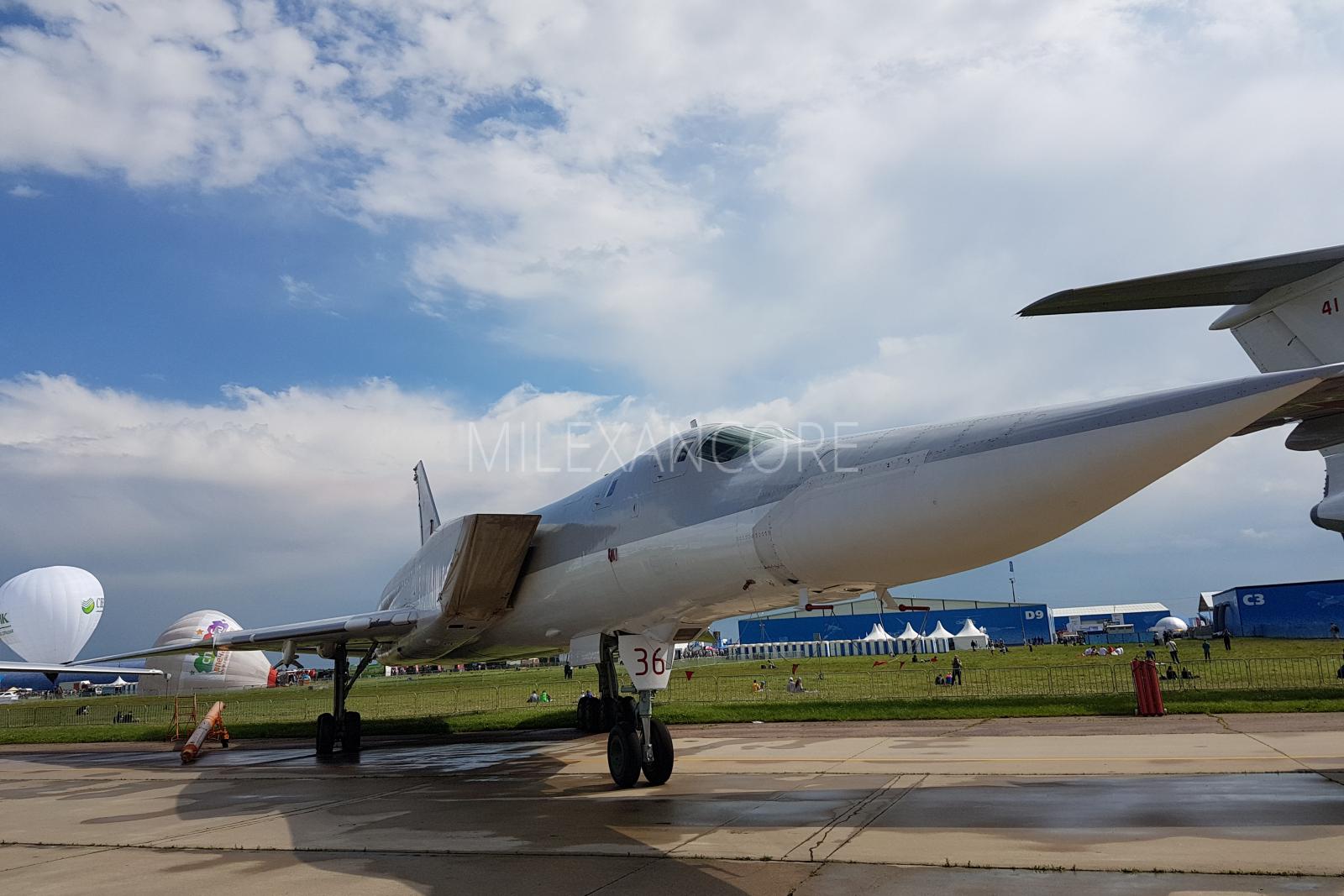 Kazanský závod odovzdal vzdušno-kozmickým silám Ruskej federácie modernizovaný bombardér Tu-22M3